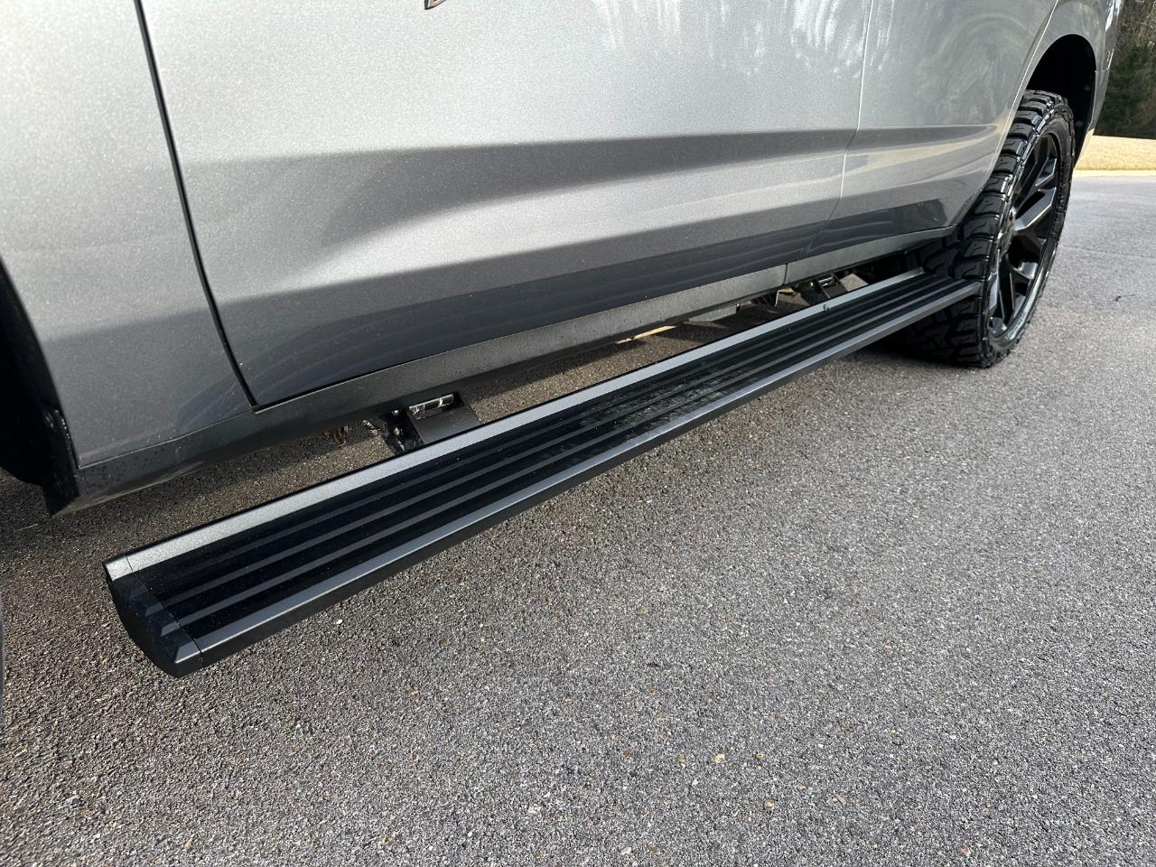 GMC Yukon 4WD 4dr AT4 2021