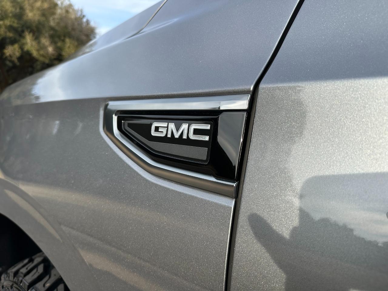 GMC Yukon 4WD 4dr AT4 2021