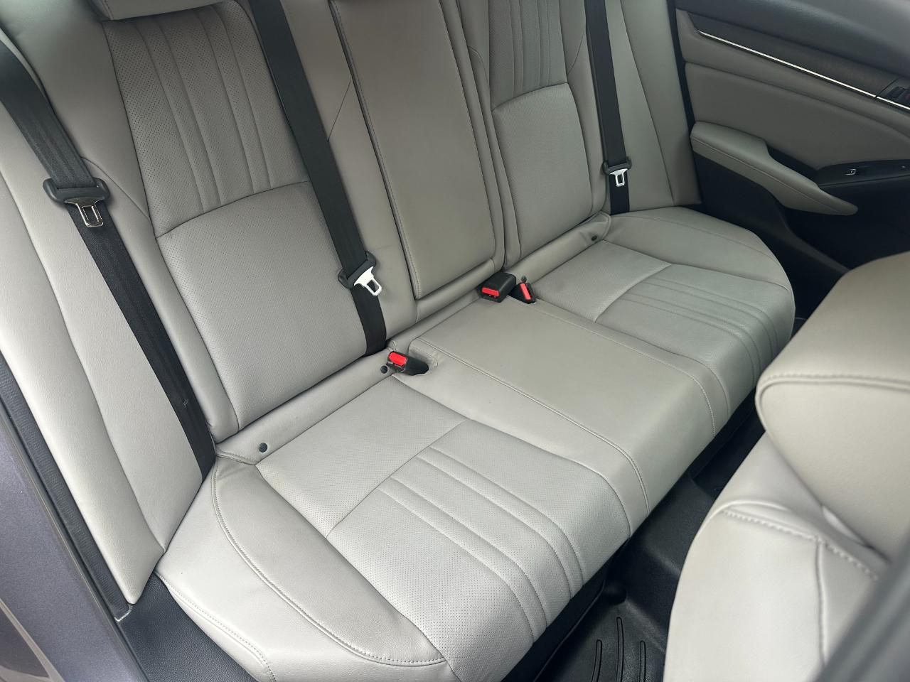 Honda Accord Sedan Touring 2.0T Auto 2018