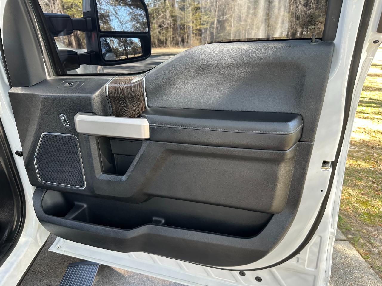 Ford Super Duty F-250 SRW XLT 4WD Crew Cab 6.75' Box 2019