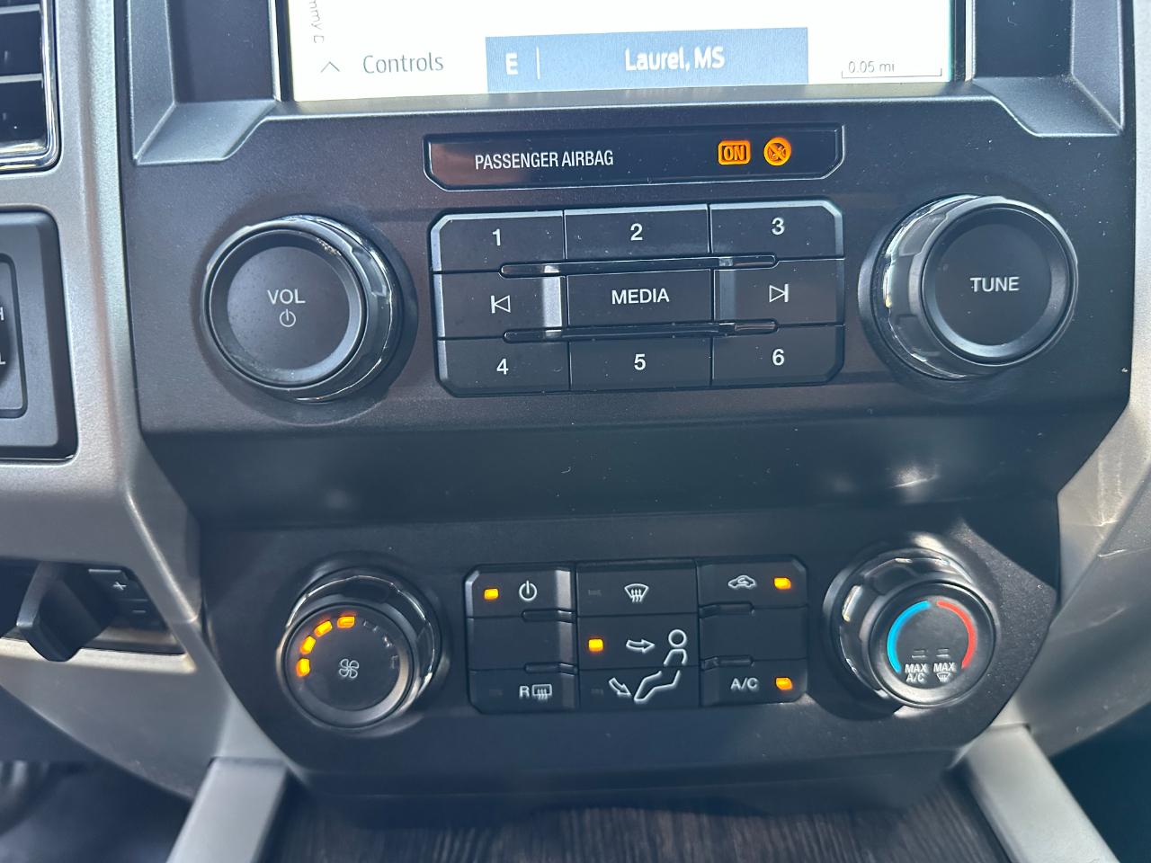 Ford Super Duty F-250 SRW XLT 4WD Crew Cab 6.75' Box 2019