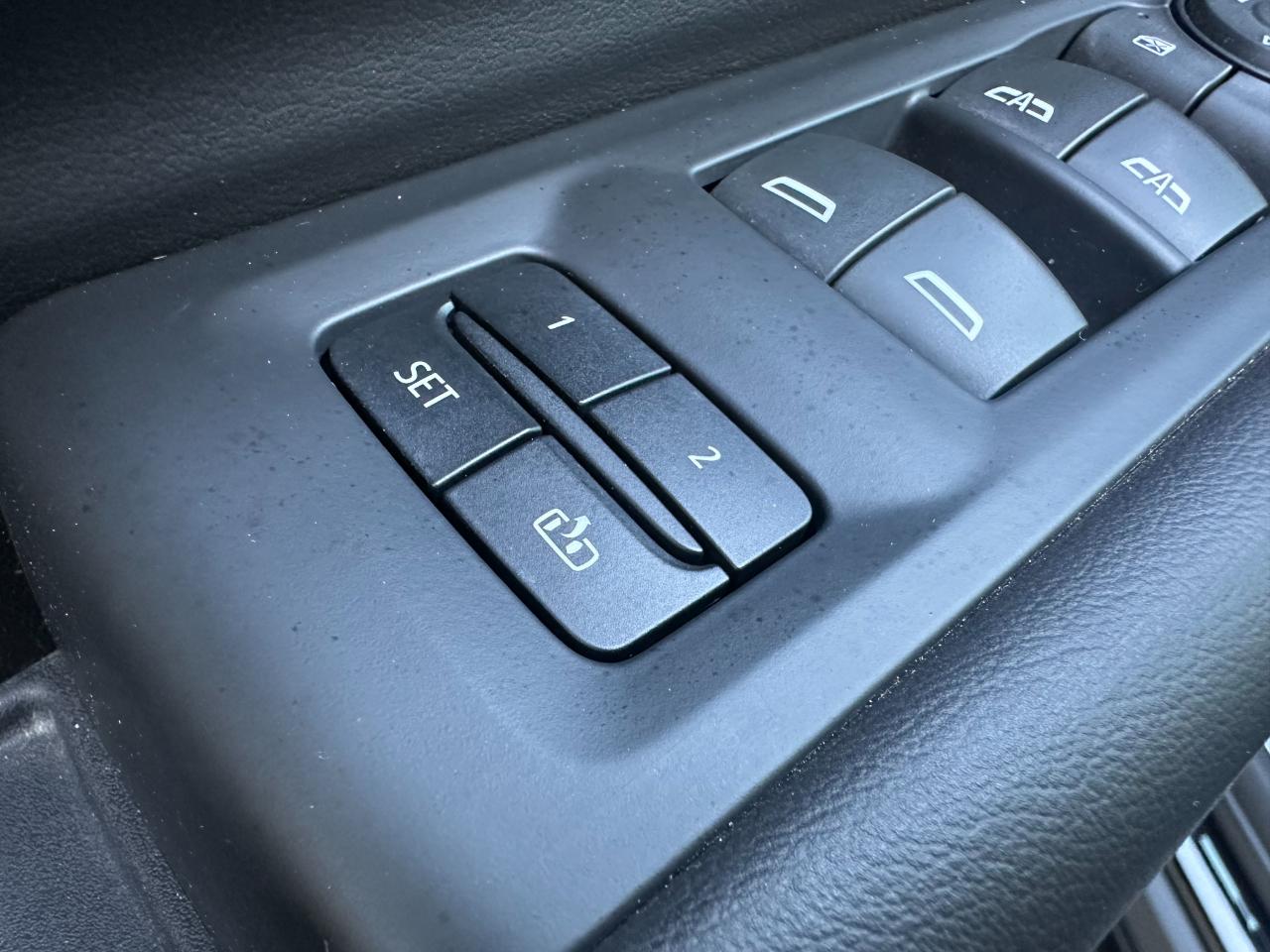 Chevrolet Tahoe 4WD 4dr LT 2021