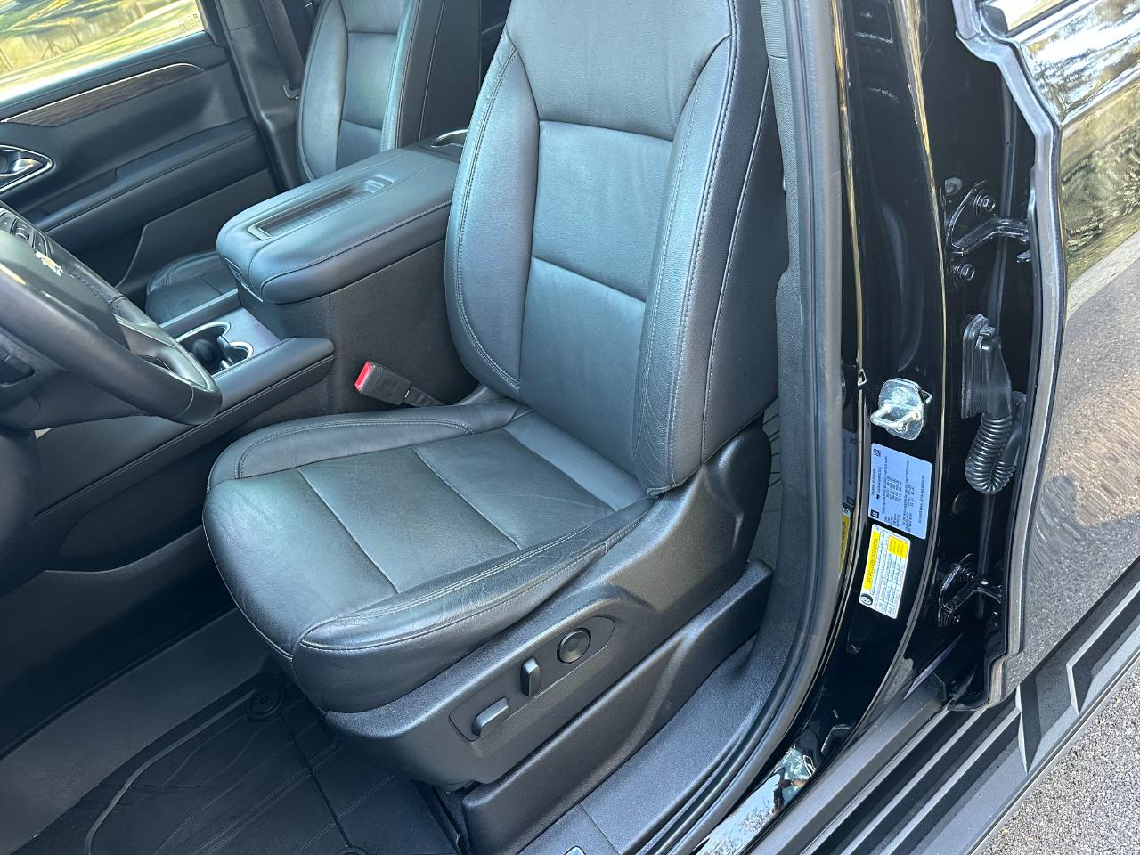 Chevrolet Tahoe 4WD 4dr LT 2021