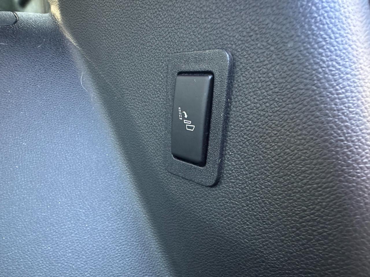 Chevrolet Tahoe 4WD 4dr LT 2021