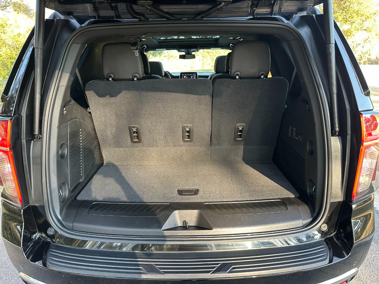 Chevrolet Tahoe 4WD 4dr LT 2021