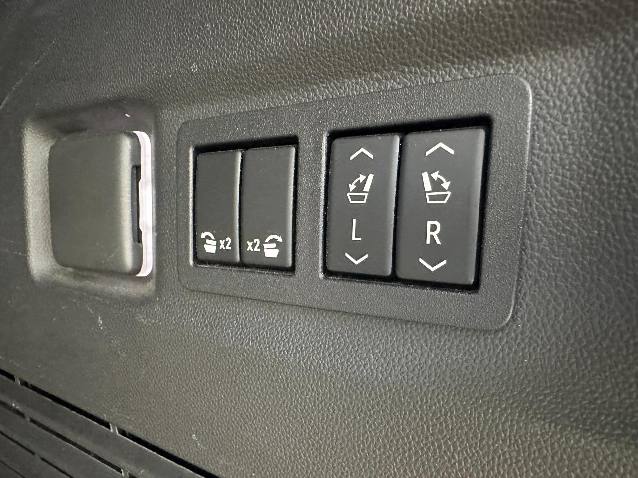 Chevrolet Tahoe 4WD 4dr LT 2021