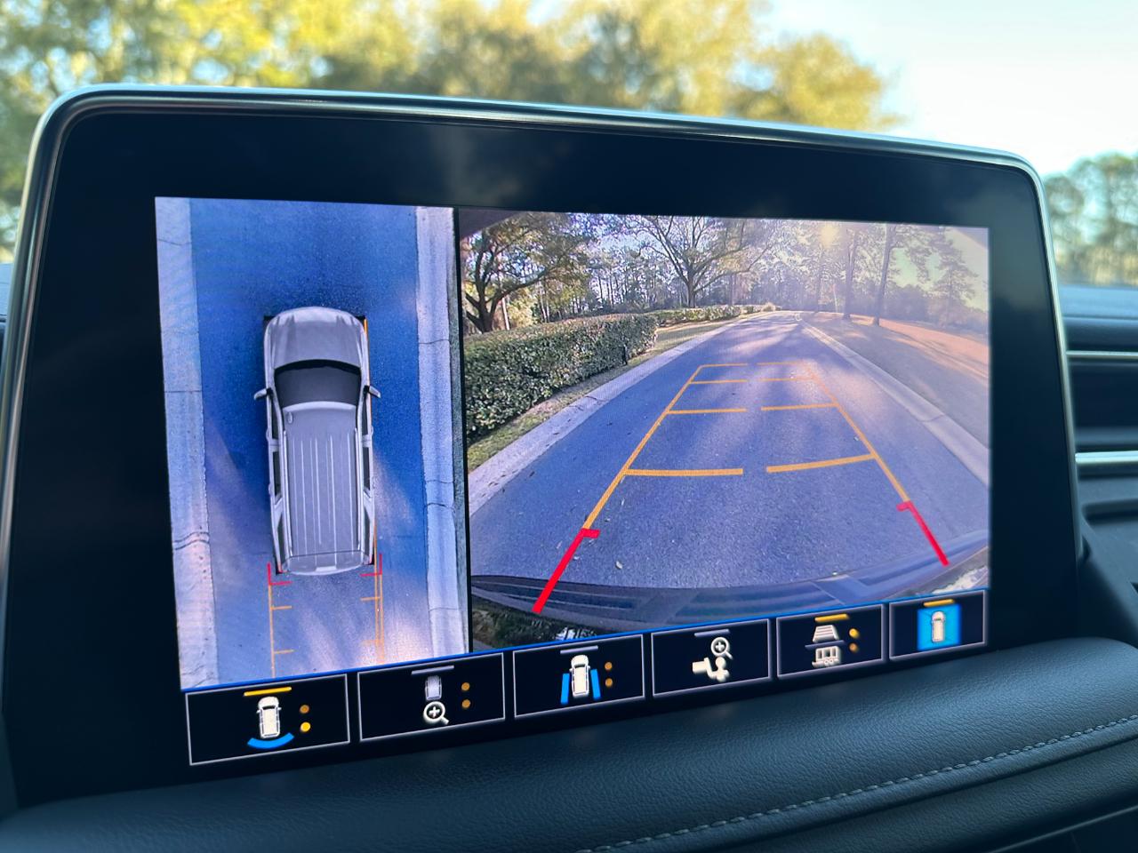 Chevrolet Tahoe 4WD 4dr LT 2021