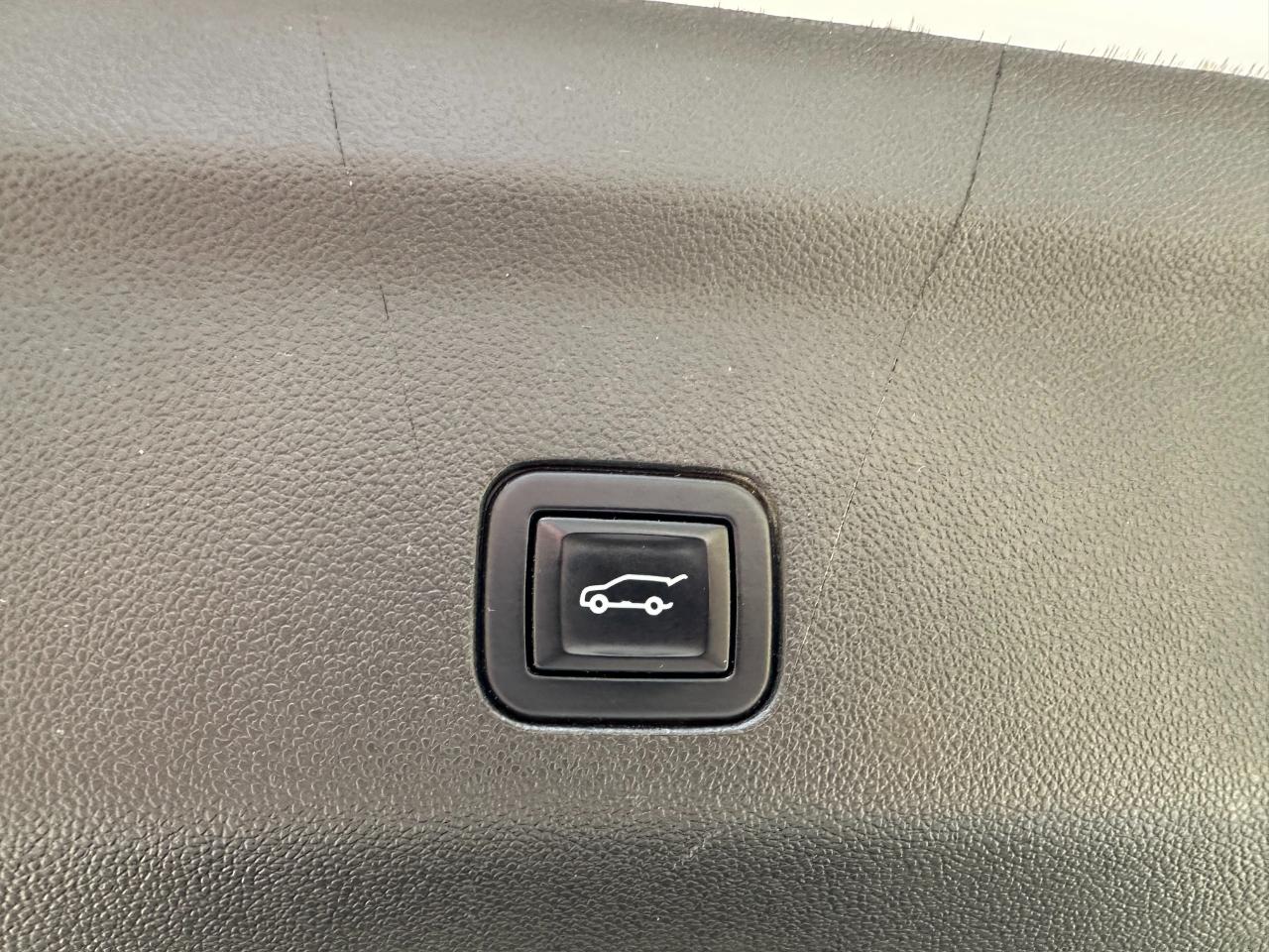 Chevrolet Tahoe 2WD 4dr LT 2022