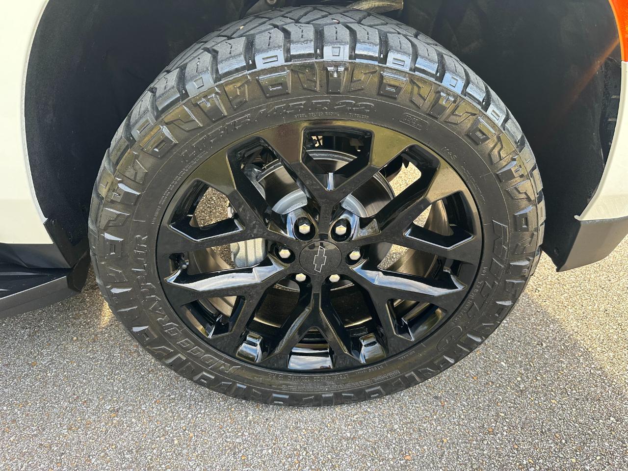 Chevrolet Tahoe 2WD 4dr LT 2022