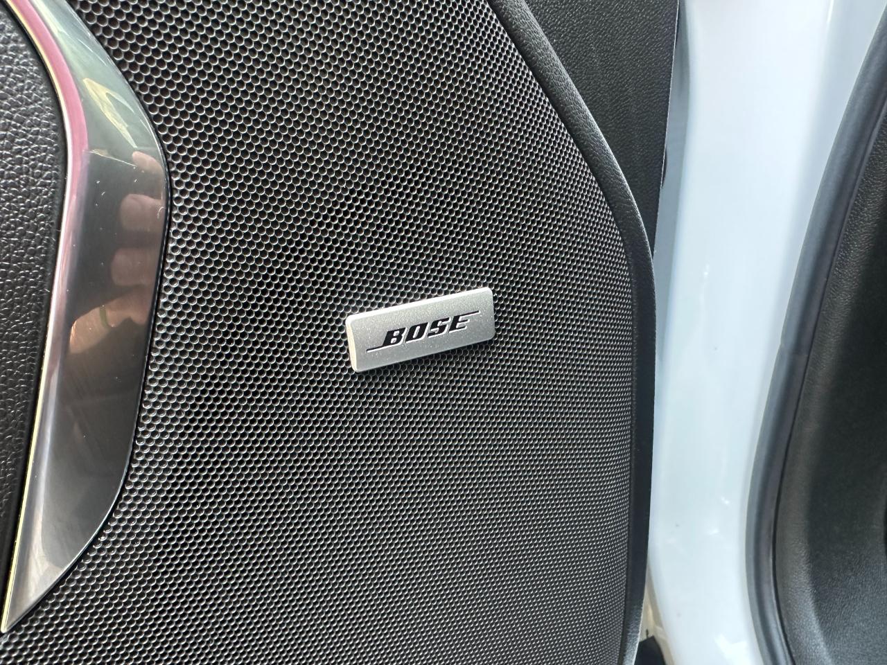 GMC Yukon XL 4WD 4dr AT4 2023