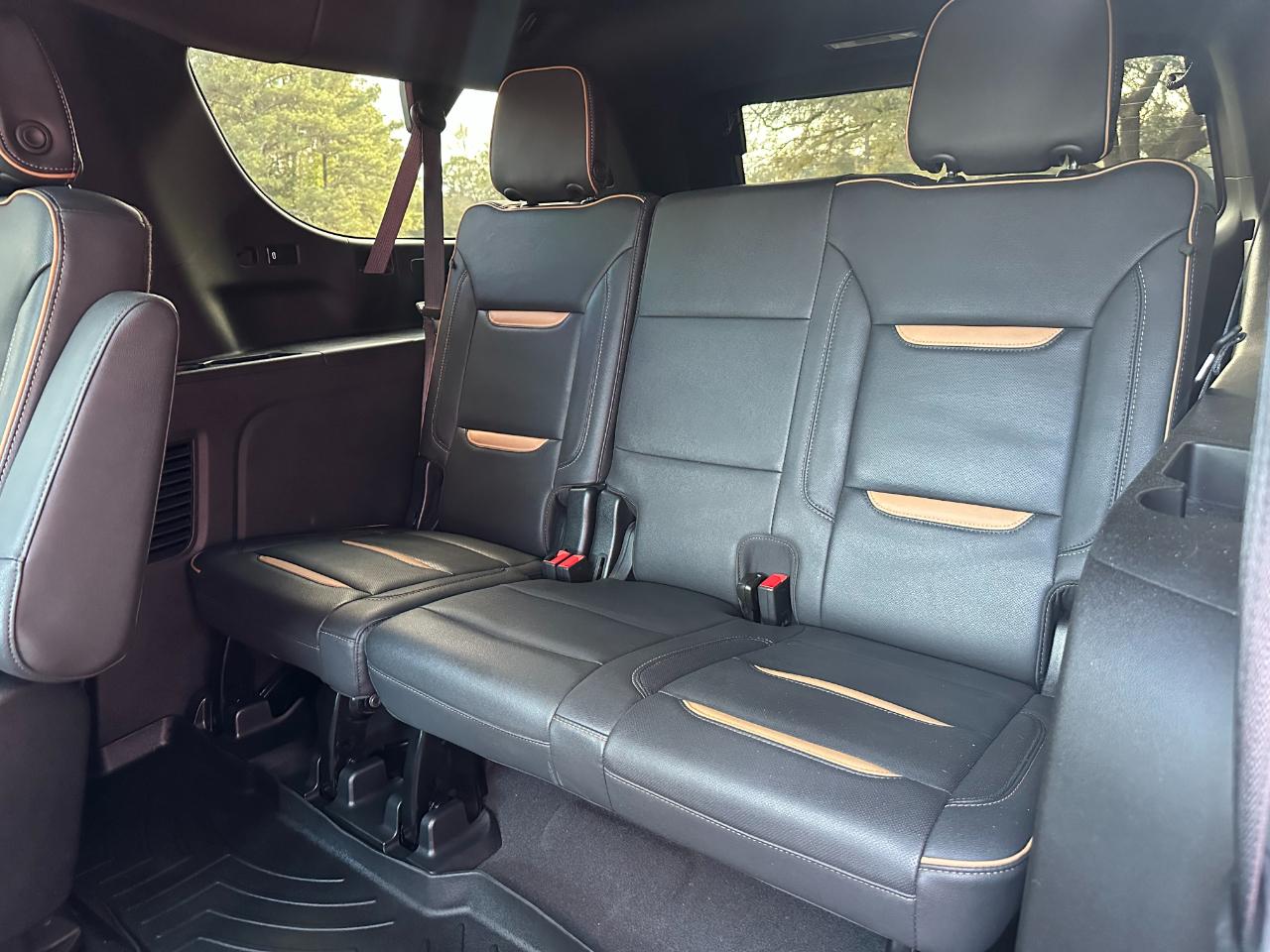 GMC Yukon XL 4WD 4dr AT4 2023