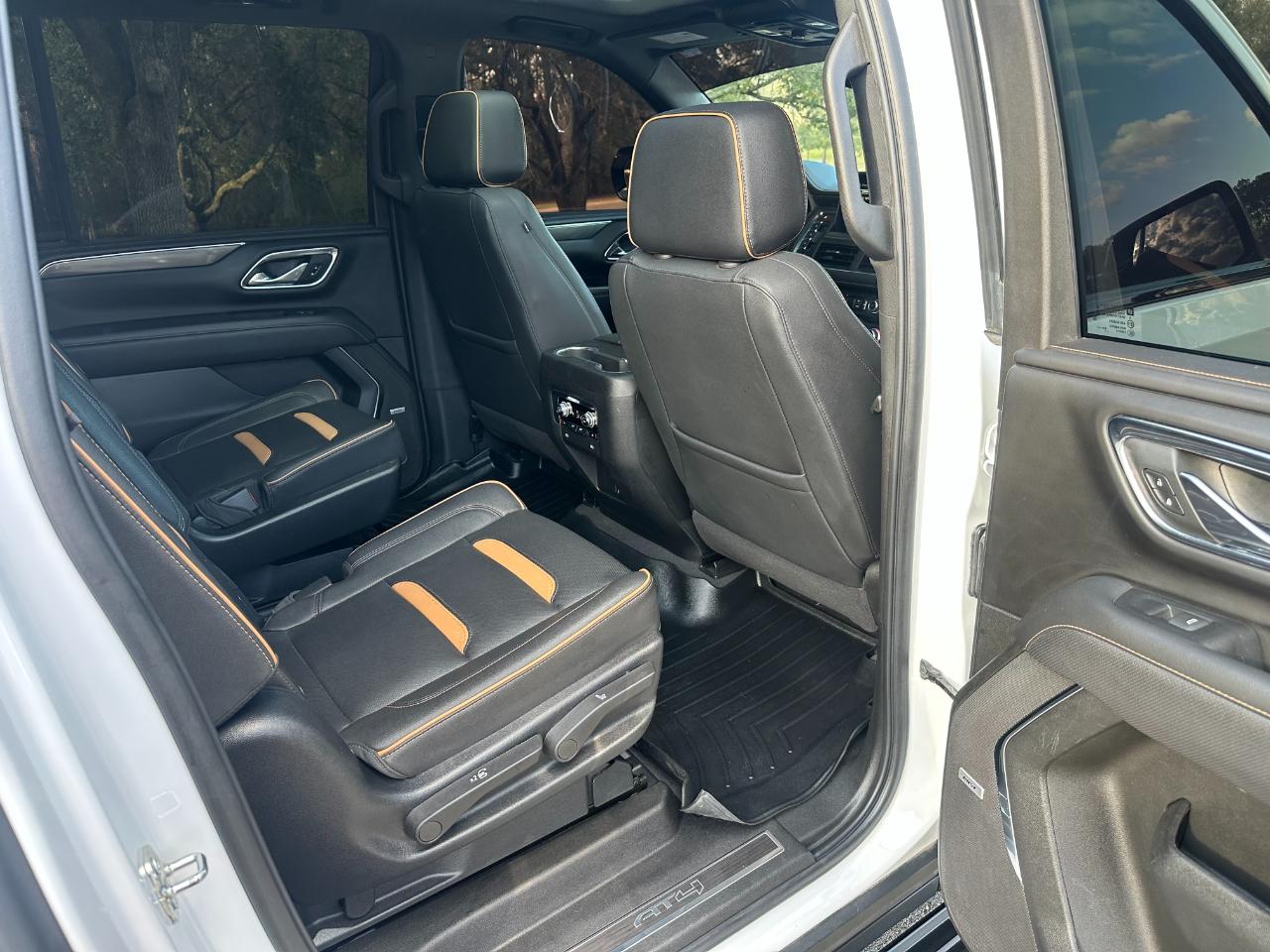 GMC Yukon XL 4WD 4dr AT4 2023