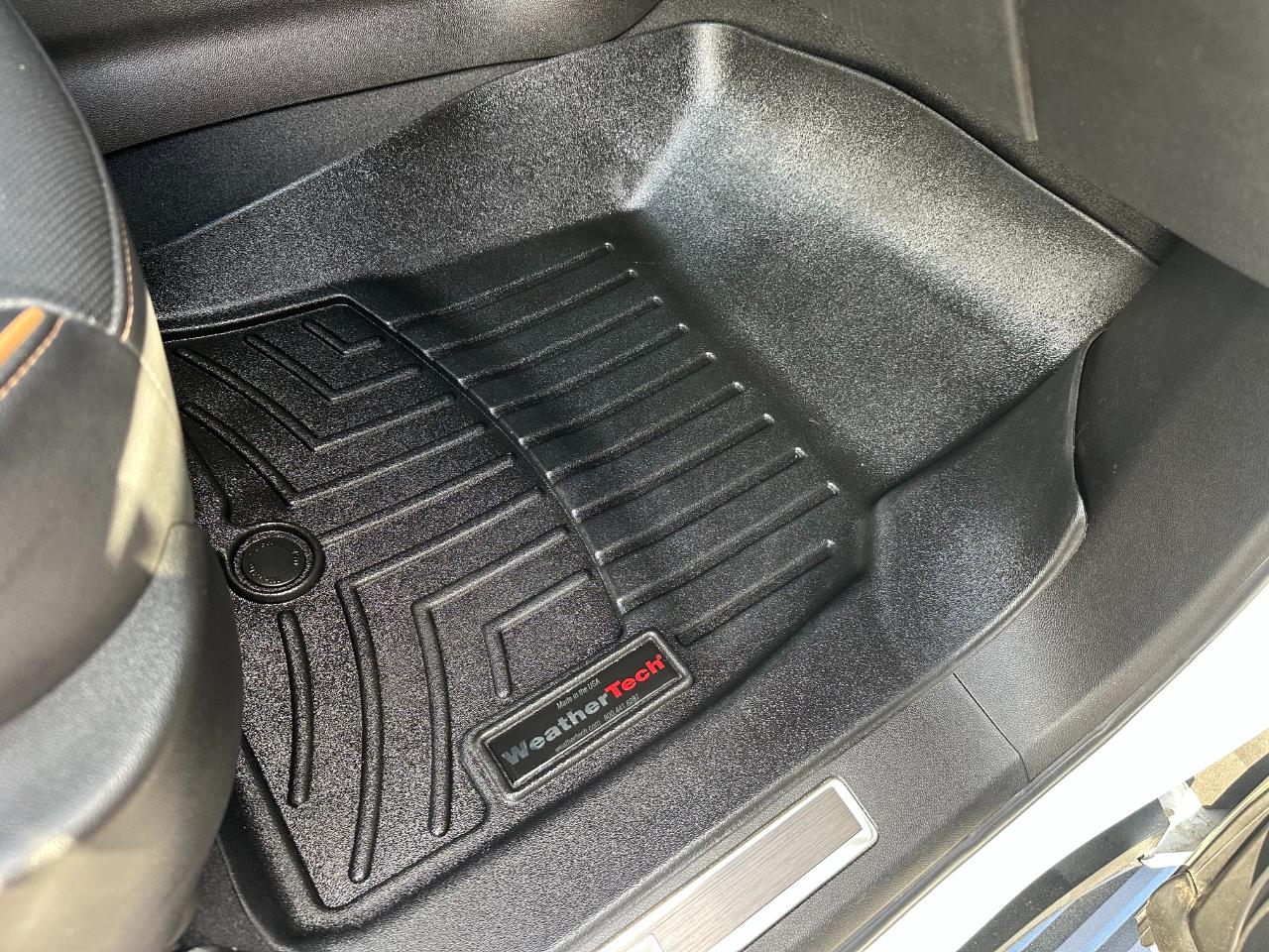 GMC Yukon XL 4WD 4dr AT4 2023