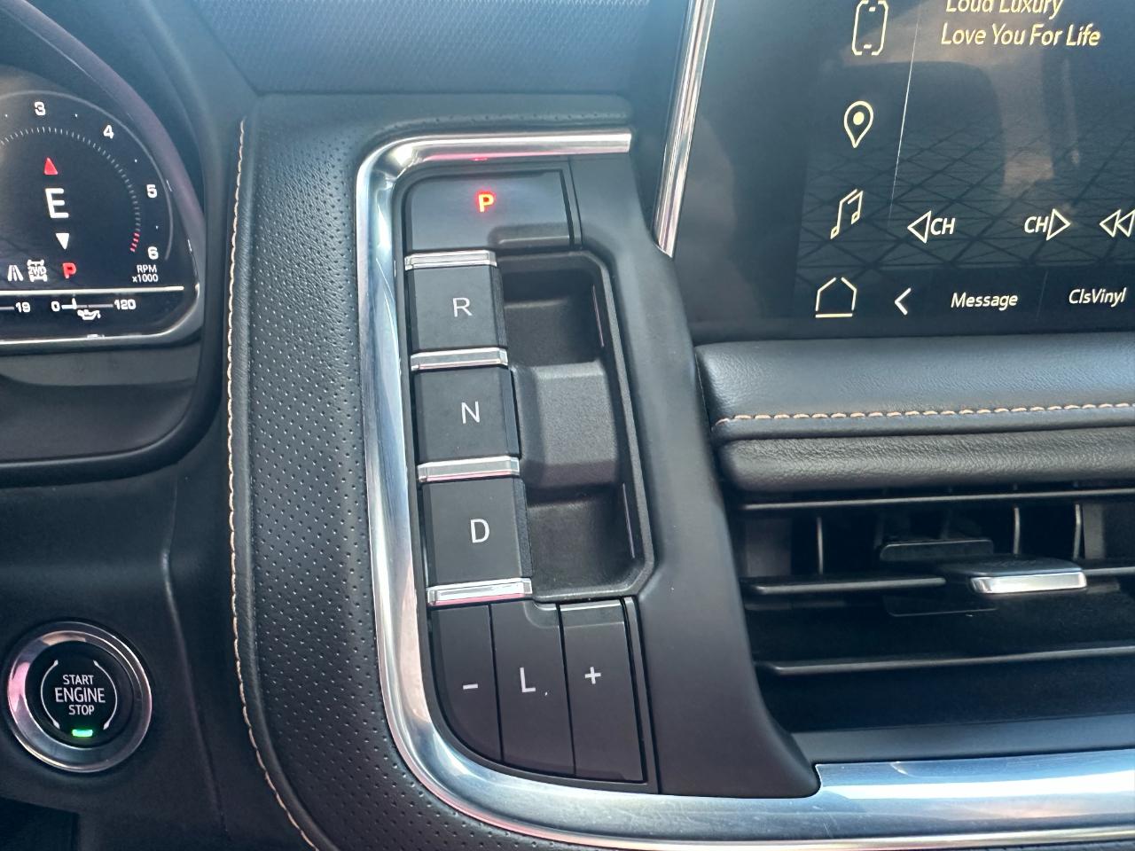 GMC Yukon XL 4WD 4dr AT4 2023