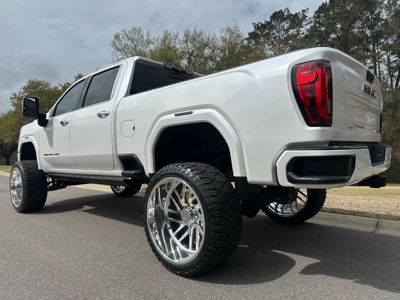 GMC Sierra 2500HD 4WD Crew Cab 159" Denali 2023
