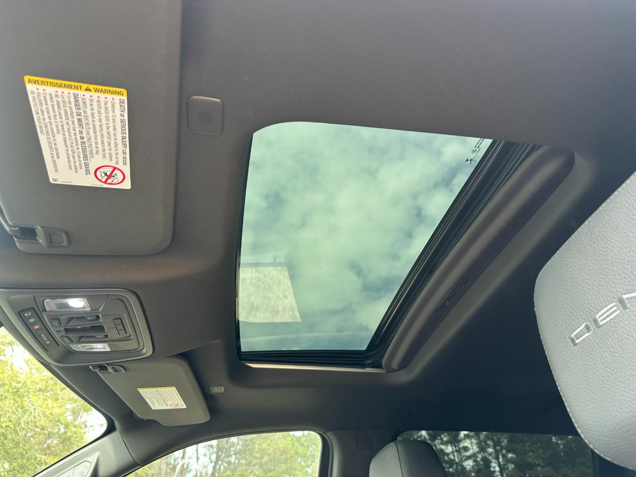 GMC Sierra 2500HD 4WD Crew Cab 159" Denali 2023