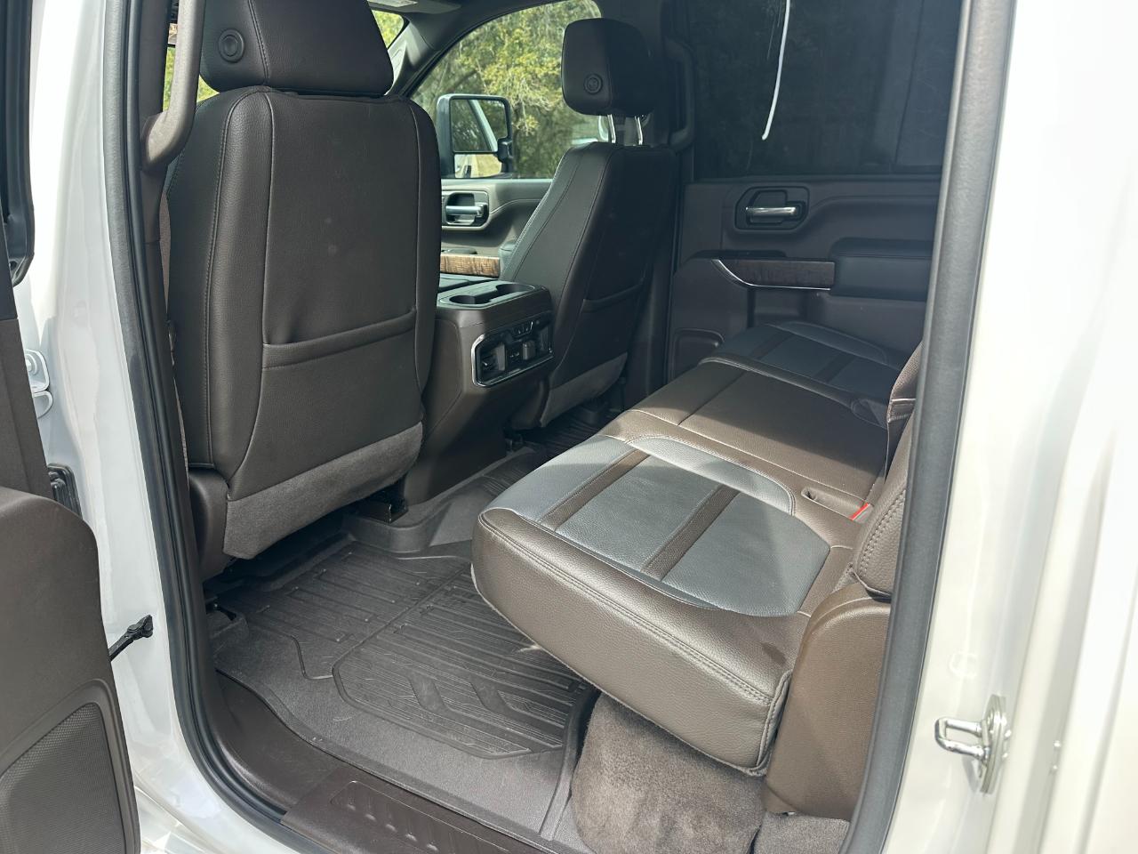 GMC Sierra 2500HD 4WD Crew Cab 159" Denali 2023