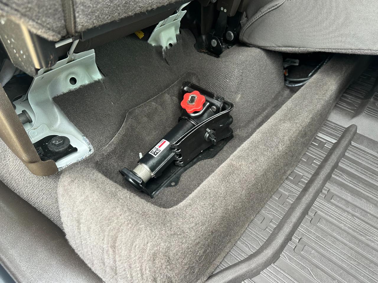 GMC Sierra 2500HD 4WD Crew Cab 159" Denali 2023