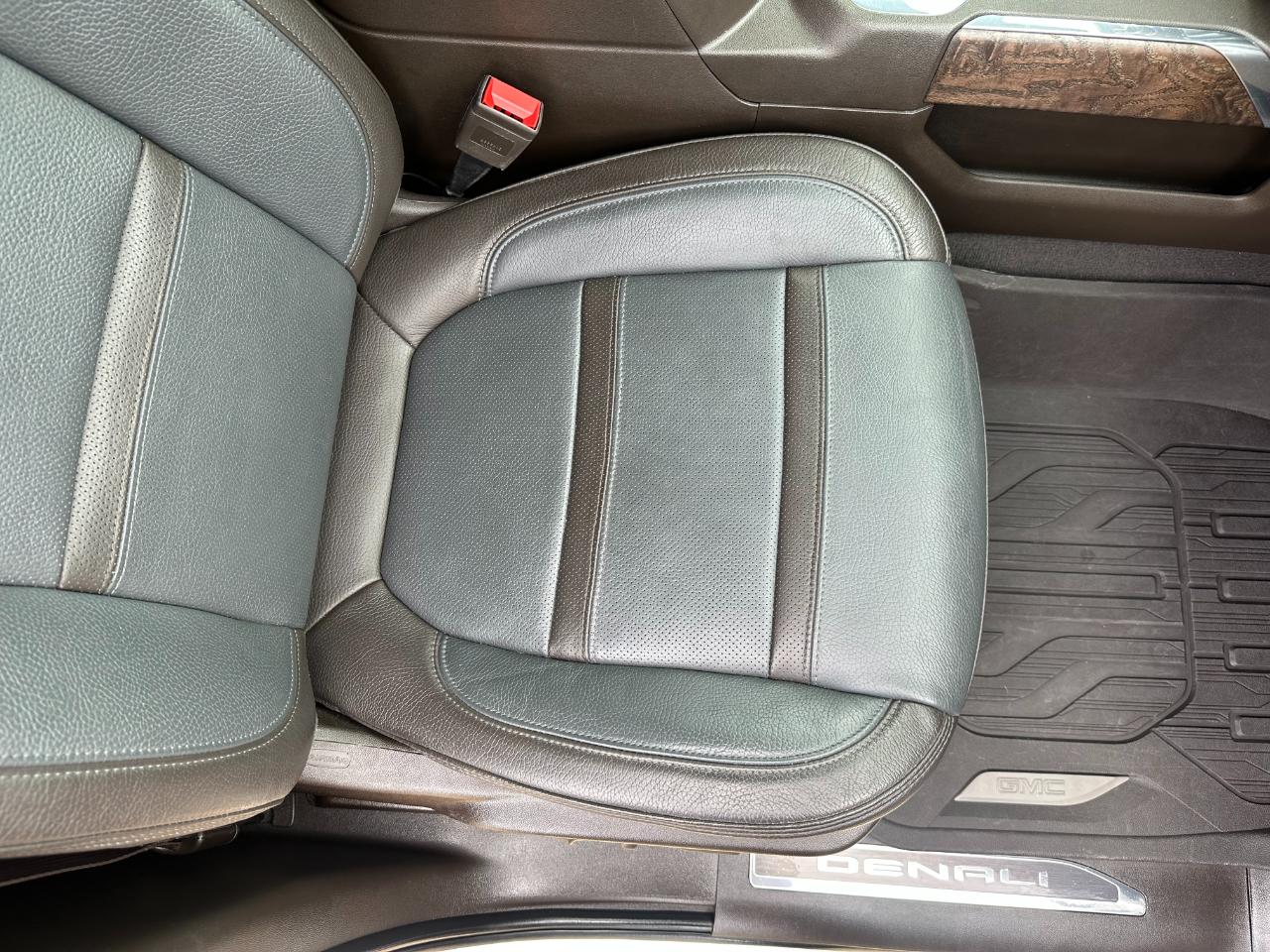 GMC Sierra 2500HD 4WD Crew Cab 159" Denali 2023