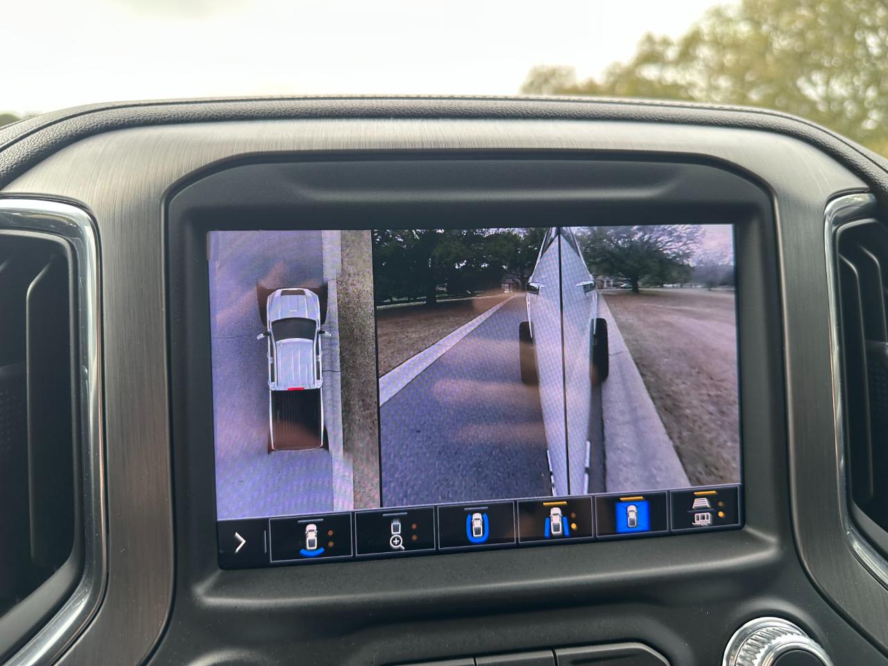 GMC Sierra 2500HD 4WD Crew Cab 159" Denali 2023