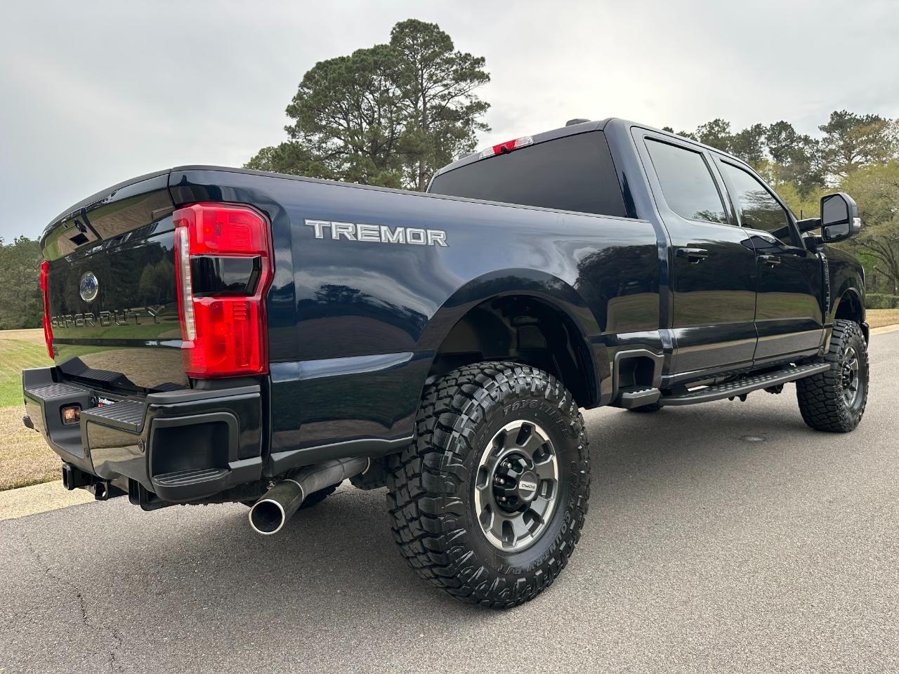 Ford Super Duty F-250 SRW XLT 4WD Crew Cab 6.75' Box 2024