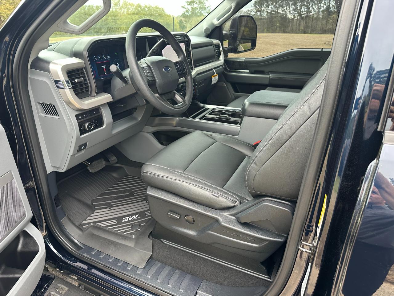 Ford Super Duty F-250 SRW XLT 4WD Crew Cab 6.75' Box 2024