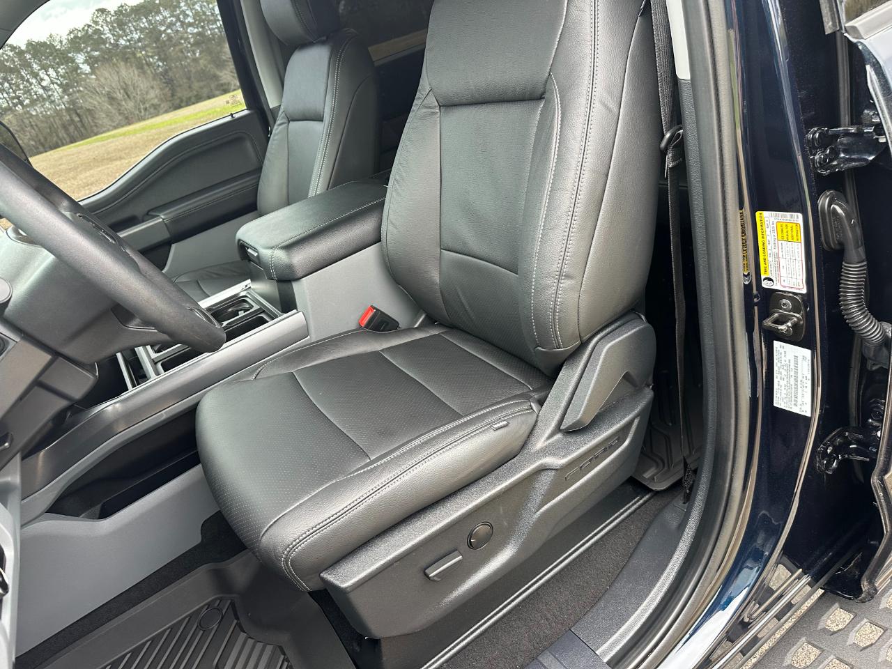 Ford Super Duty F-250 SRW XLT 4WD Crew Cab 6.75' Box 2024