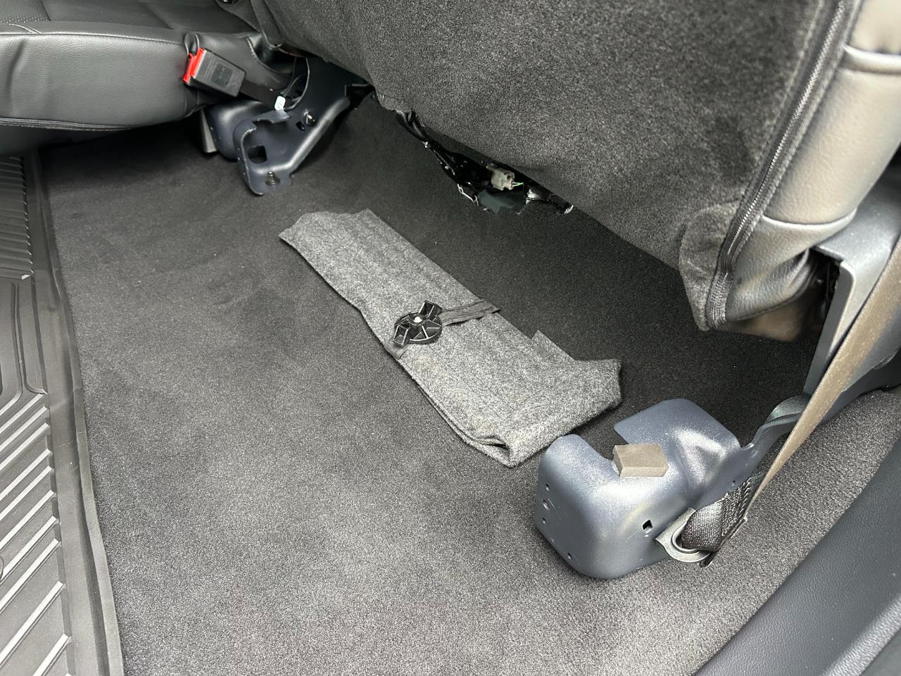 Ford Super Duty F-250 SRW XLT 4WD Crew Cab 6.75' Box 2024