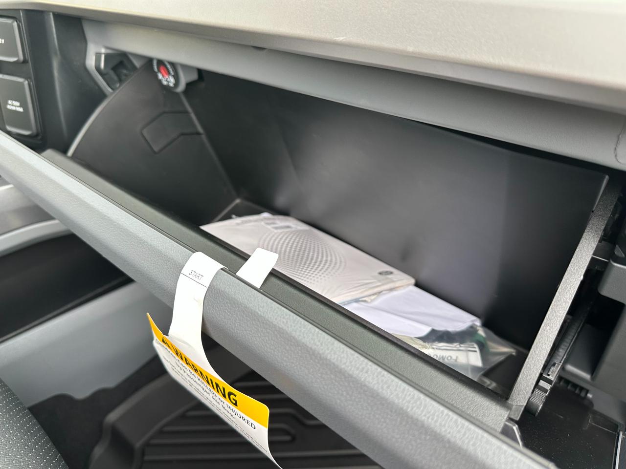 Ford Super Duty F-250 SRW XLT 4WD Crew Cab 6.75' Box 2024