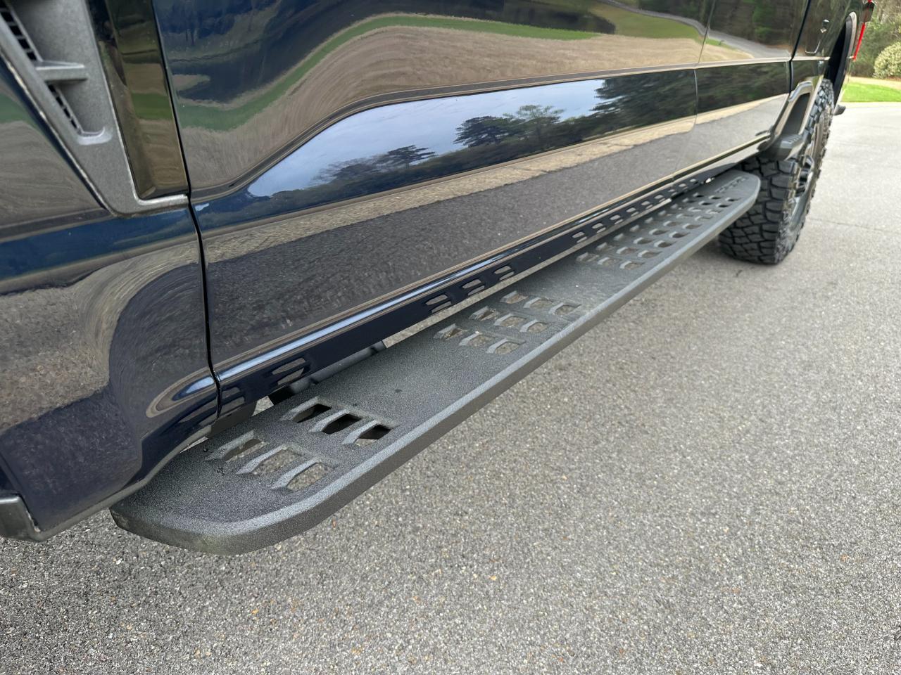 Ford Super Duty F-250 SRW XLT 4WD Crew Cab 6.75' Box 2024