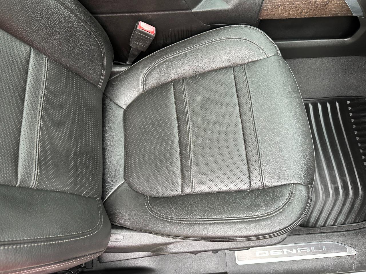 GMC Sierra 3500HD 4WD Crew Cab 172" Denali 2022