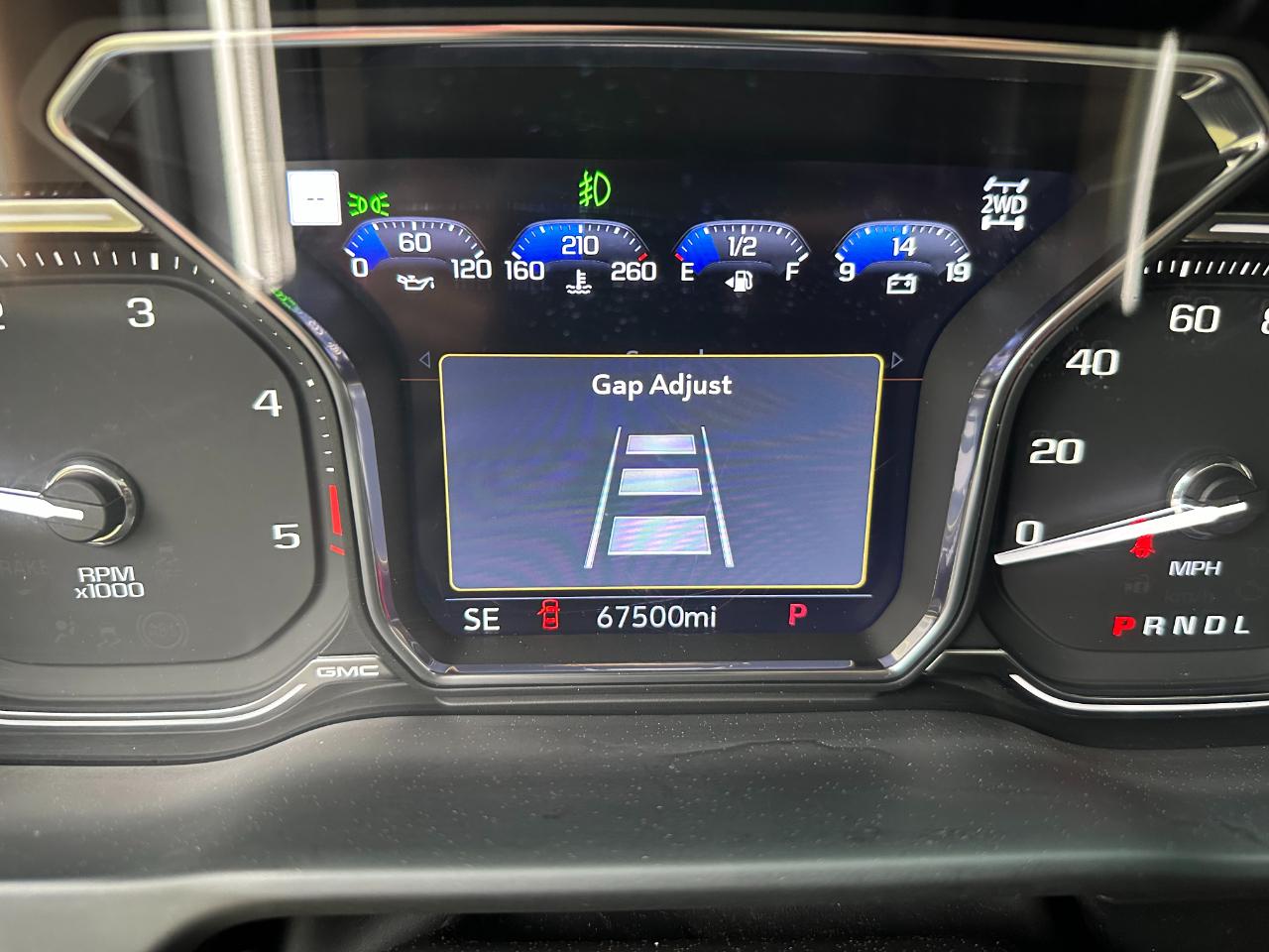 GMC Sierra 3500HD 4WD Crew Cab 172" Denali 2022