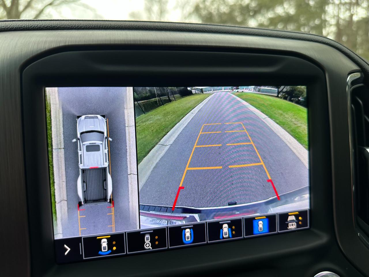 GMC Sierra 3500HD 4WD Crew Cab 172" Denali 2022