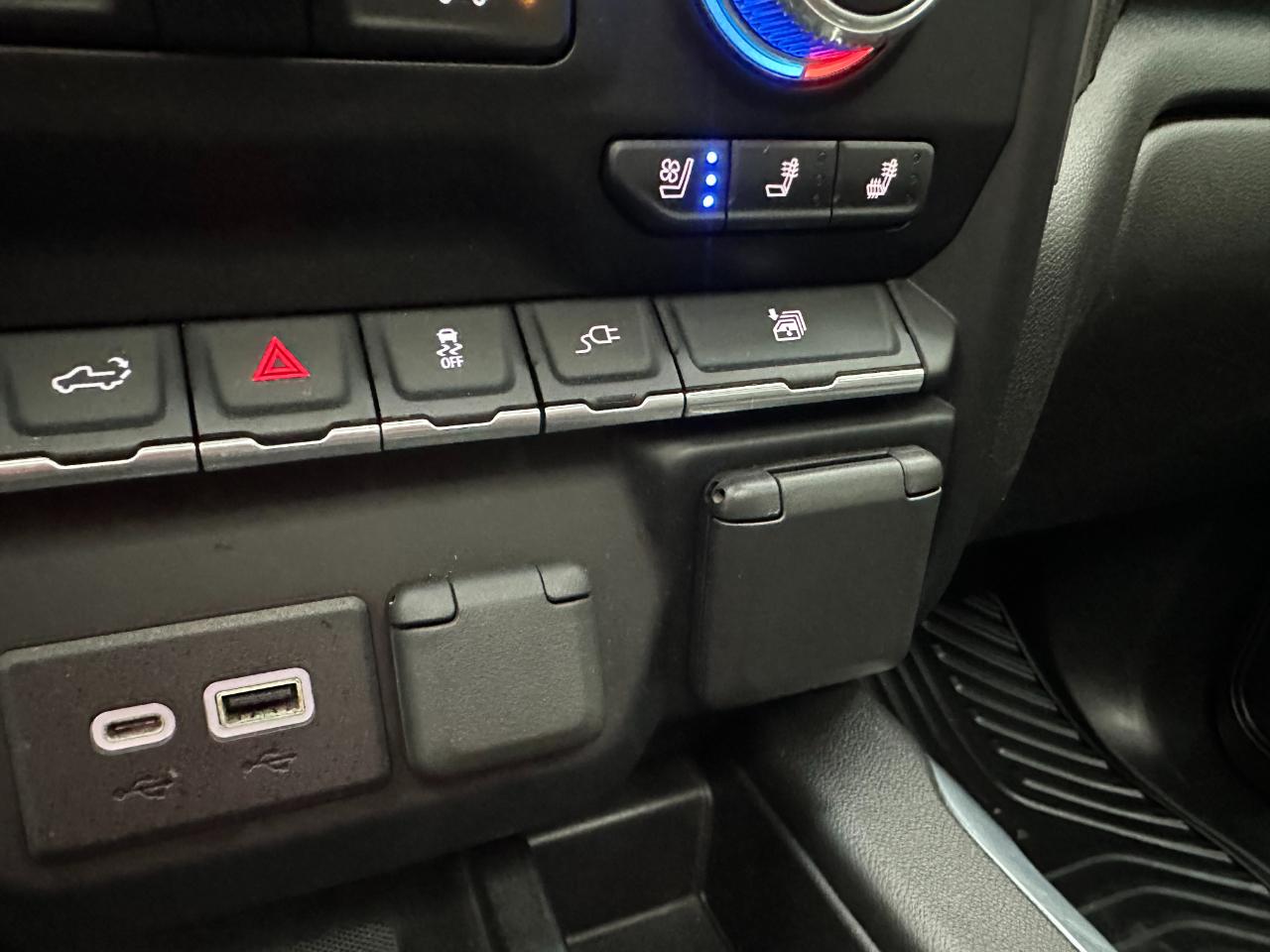 GMC Sierra 3500HD 4WD Crew Cab 172" Denali 2022