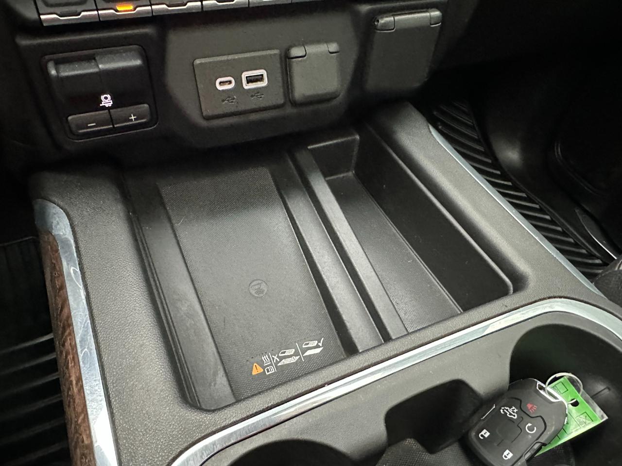 GMC Sierra 3500HD 4WD Crew Cab 172" Denali 2022