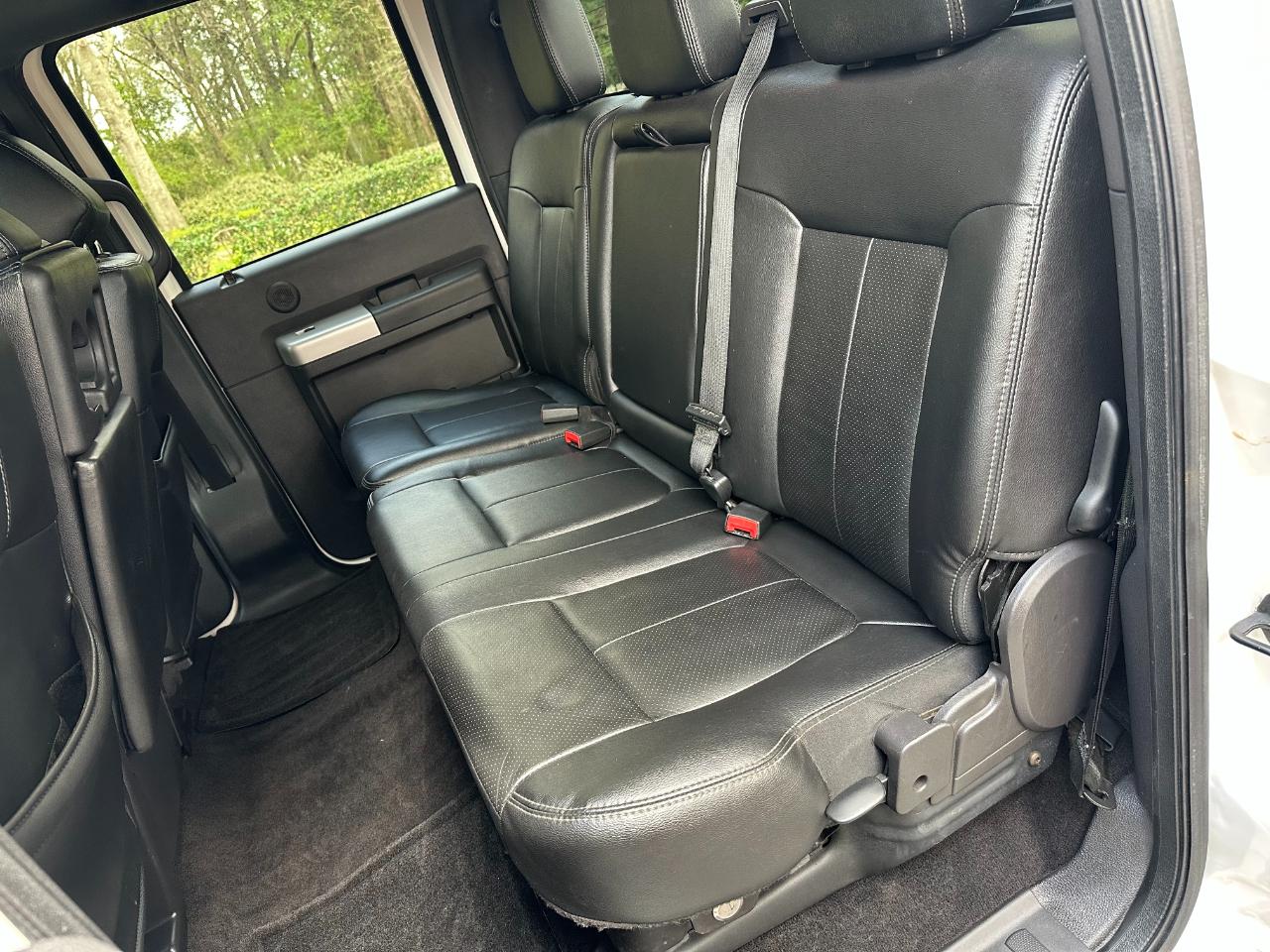 Ford Super Duty F-250 SRW 4WD Crew Cab 156" Lariat 2016