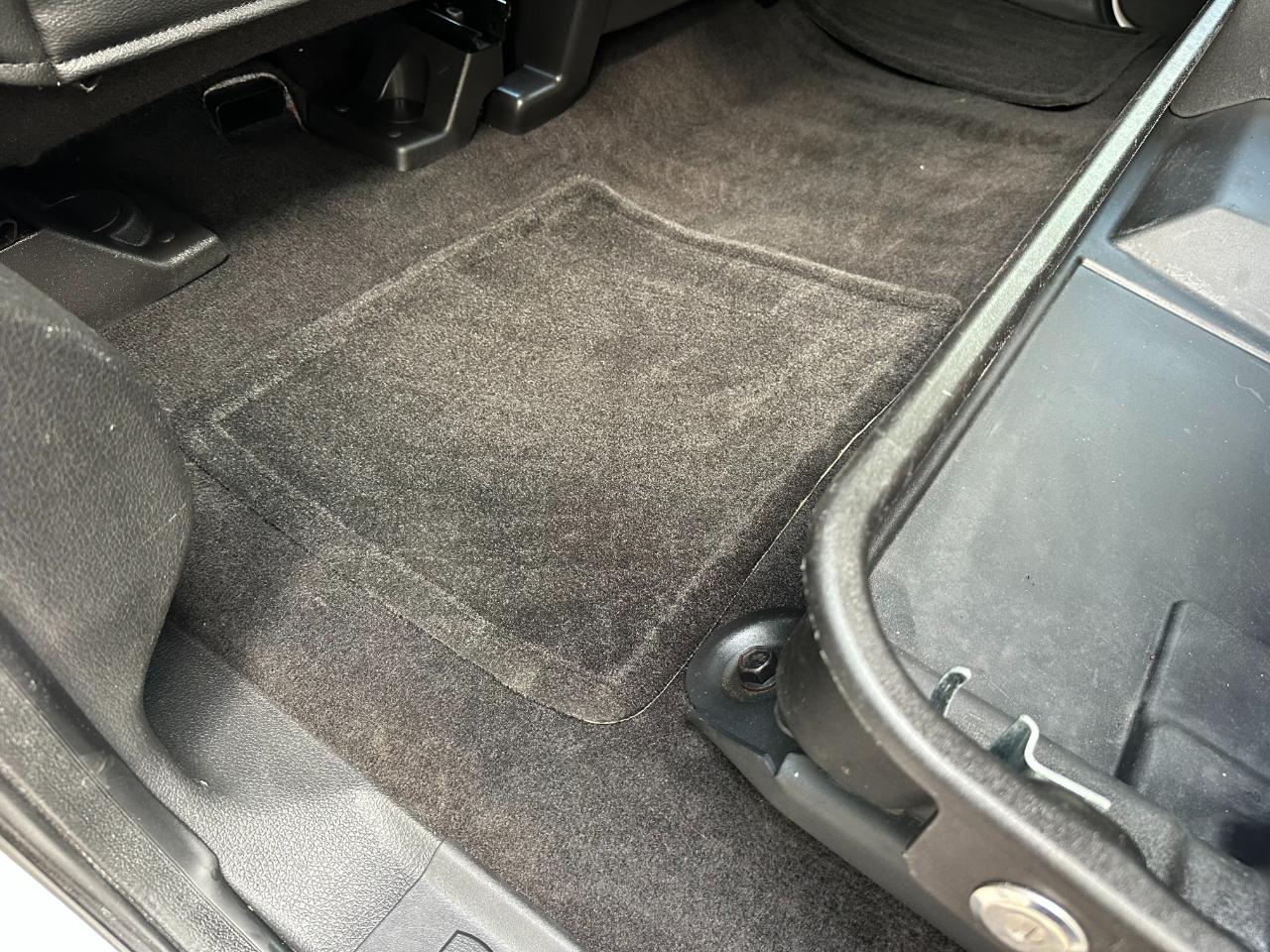 Ford Super Duty F-250 SRW 4WD Crew Cab 156" Lariat 2016