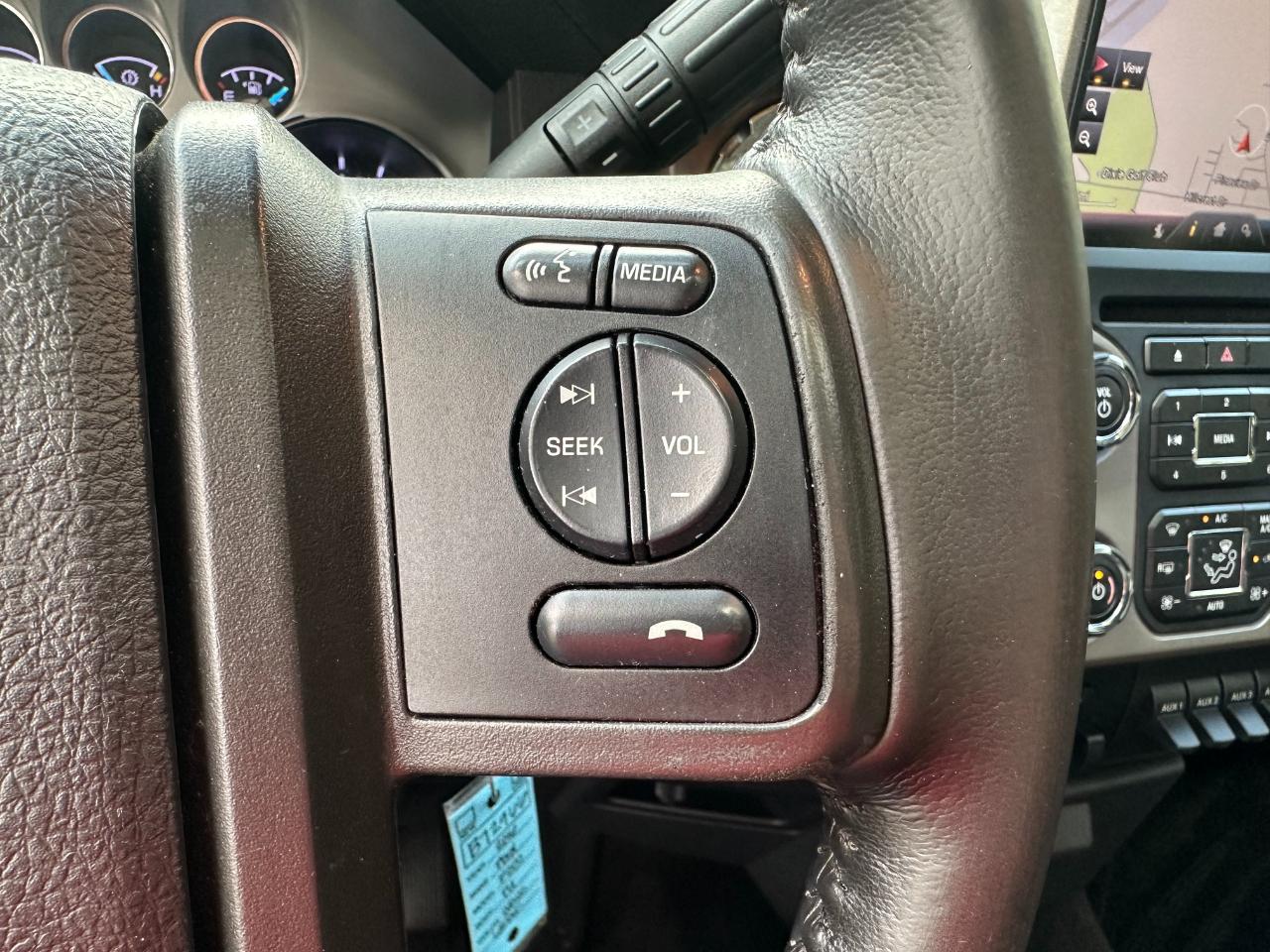 Ford Super Duty F-250 SRW 4WD Crew Cab 156" Lariat 2016