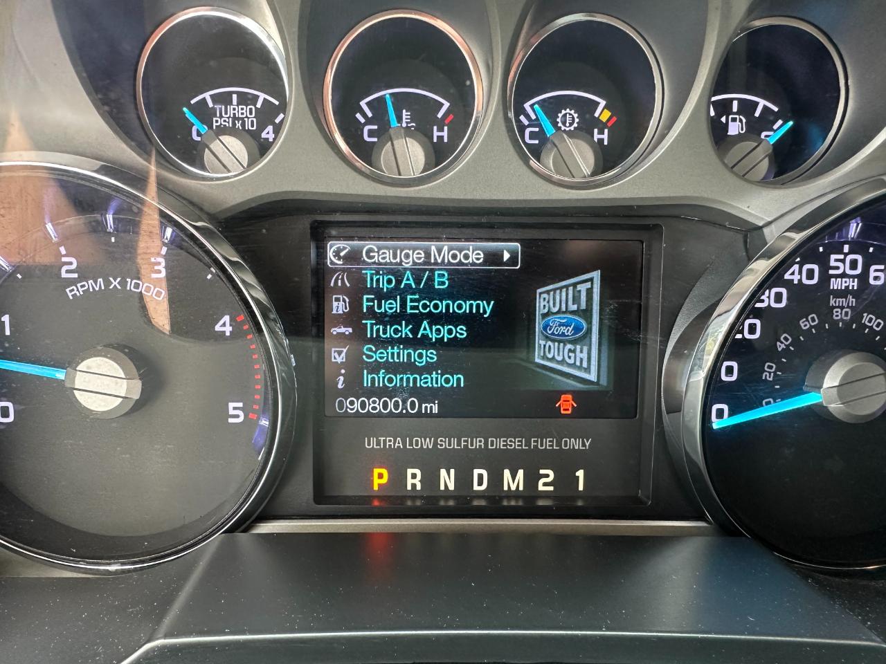 Ford Super Duty F-250 SRW 4WD Crew Cab 156" Lariat 2016