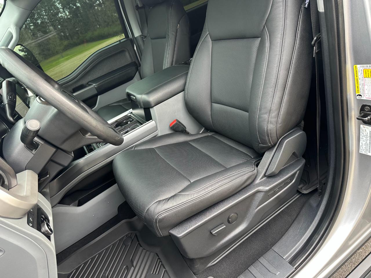 Ford Super Duty F-250 SRW XLT 4WD Crew Cab 6.75' Box 2023