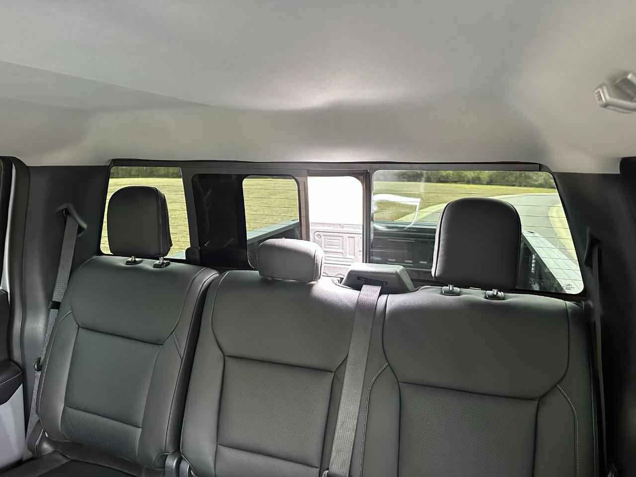 Ford Super Duty F-250 SRW XLT 4WD Crew Cab 6.75' Box 2023