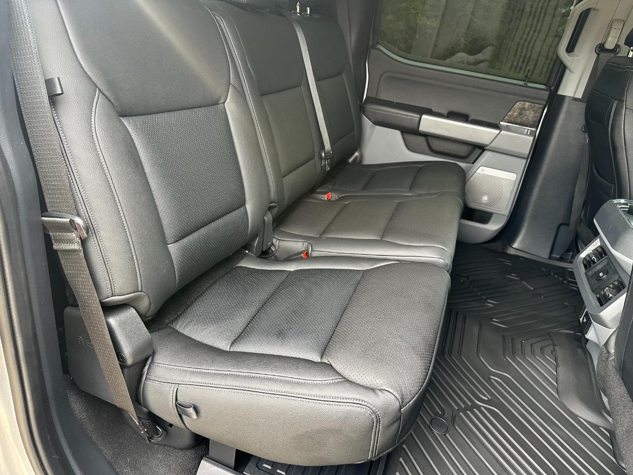 Ford Super Duty F-250 SRW XLT 4WD Crew Cab 6.75' Box 2023