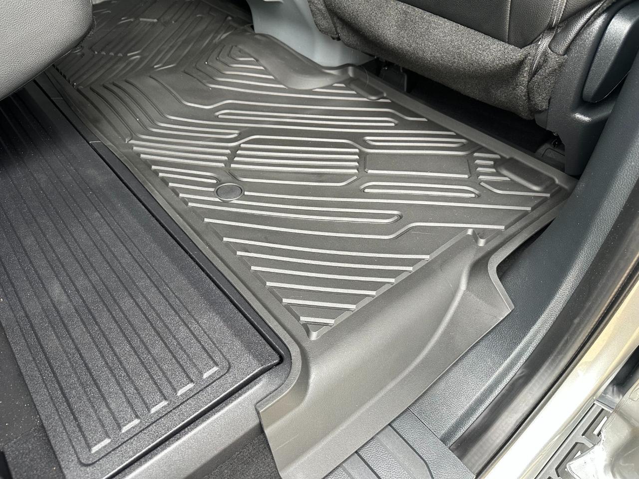 Ford Super Duty F-250 SRW XLT 4WD Crew Cab 6.75' Box 2023