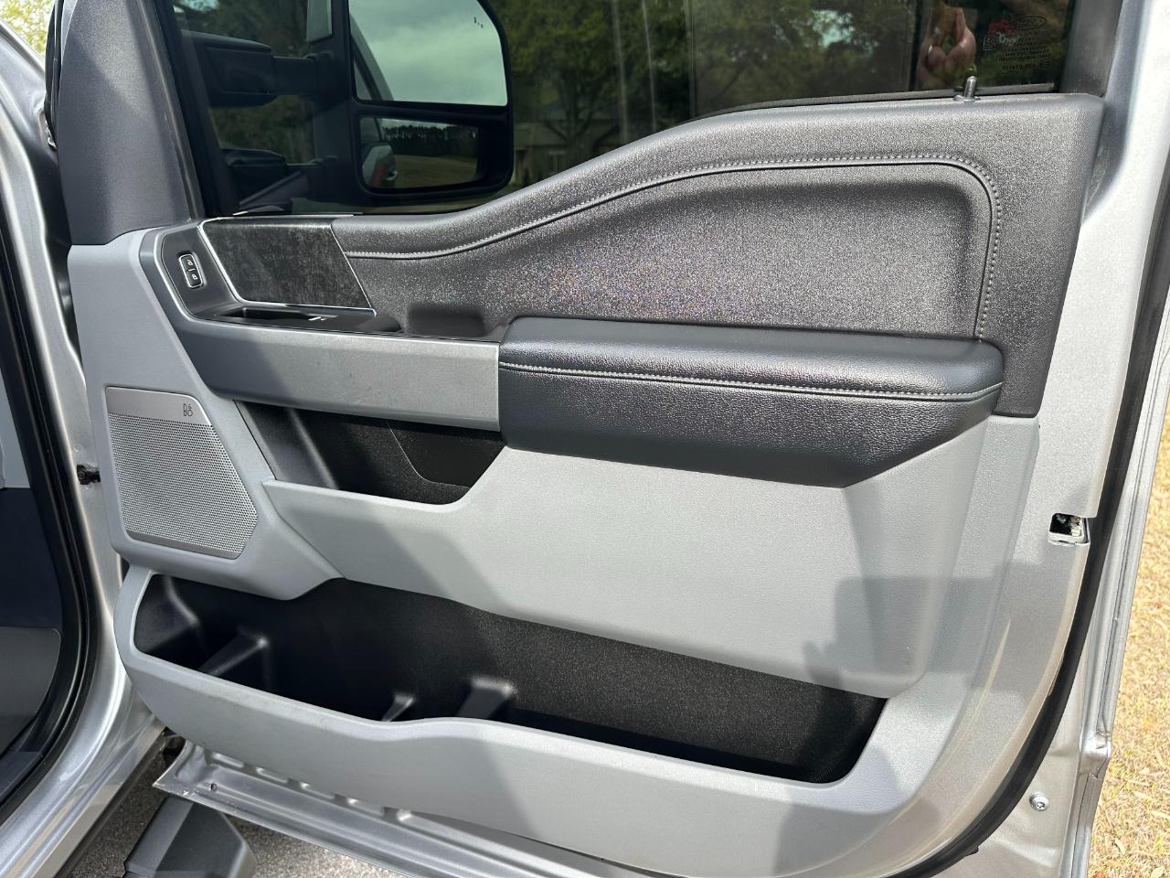 Ford Super Duty F-250 SRW XLT 4WD Crew Cab 6.75' Box 2023