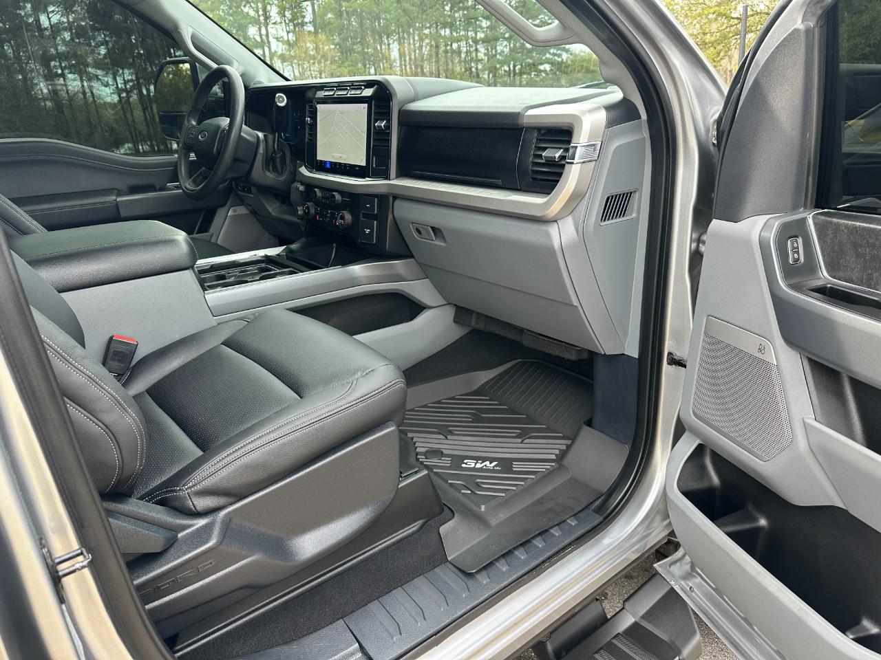 Ford Super Duty F-250 SRW XLT 4WD Crew Cab 6.75' Box 2023