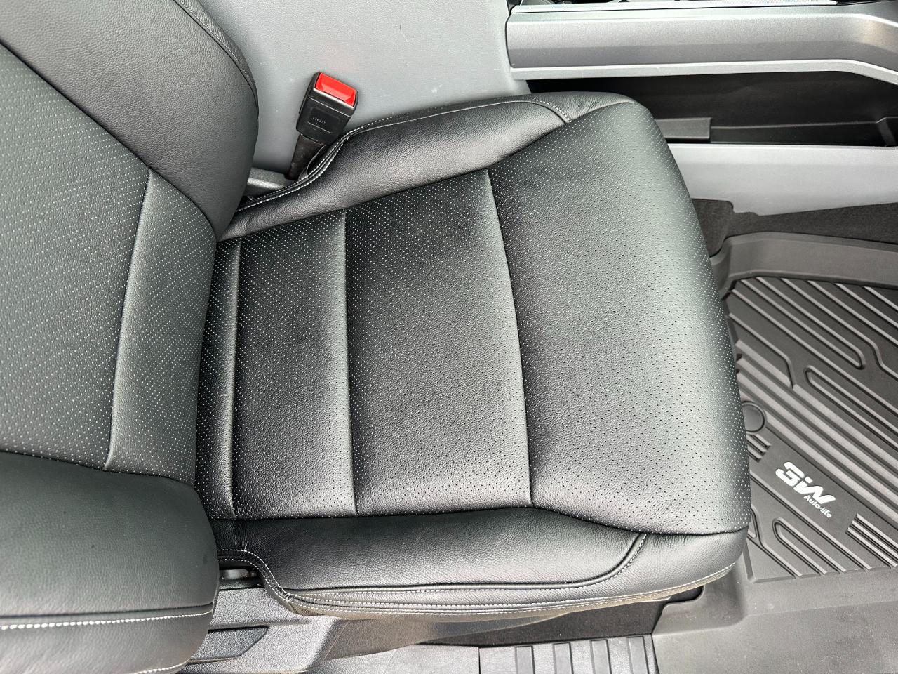 Ford Super Duty F-250 SRW XLT 4WD Crew Cab 6.75' Box 2023