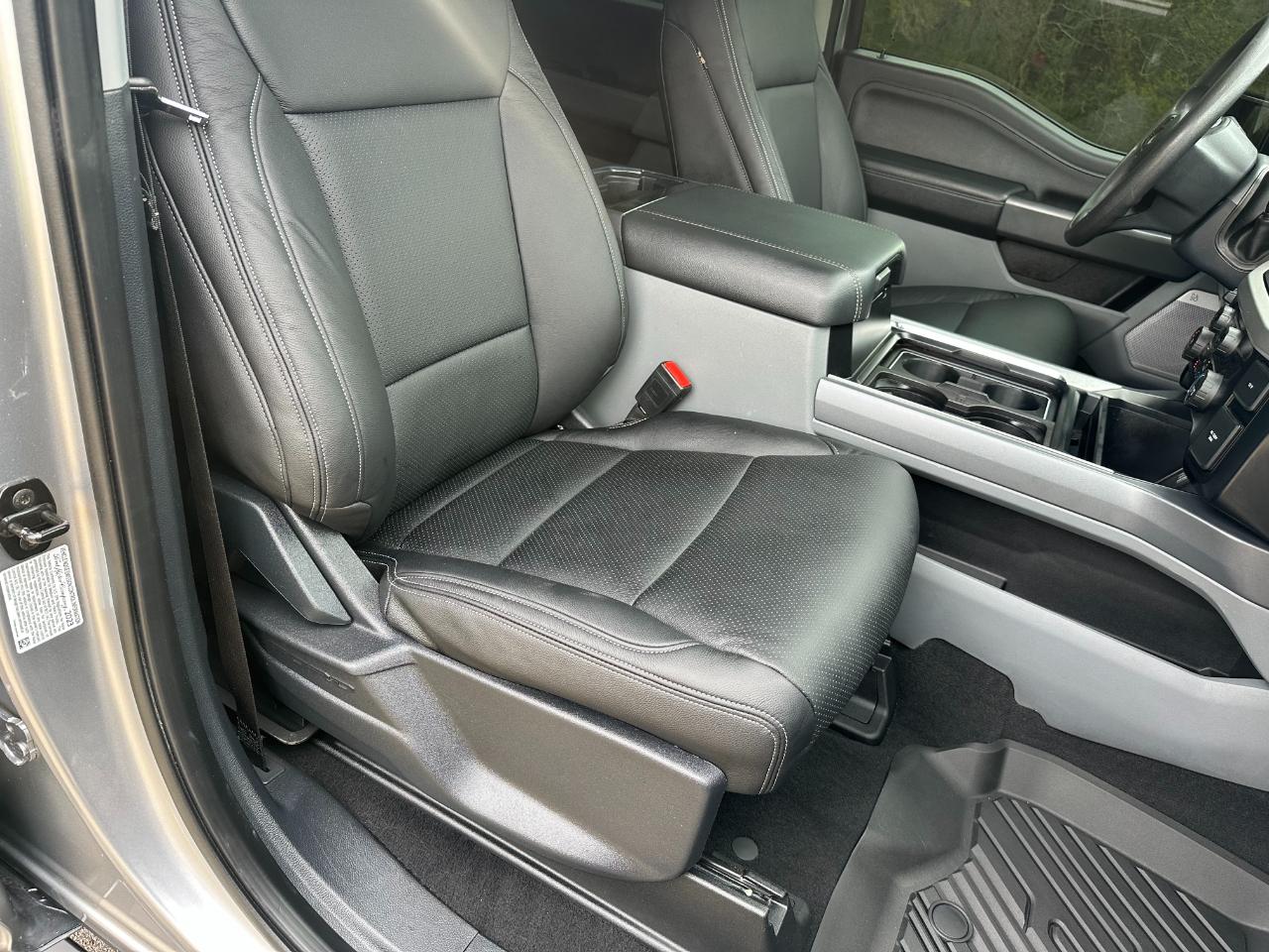 Ford Super Duty F-250 SRW XLT 4WD Crew Cab 6.75' Box 2023