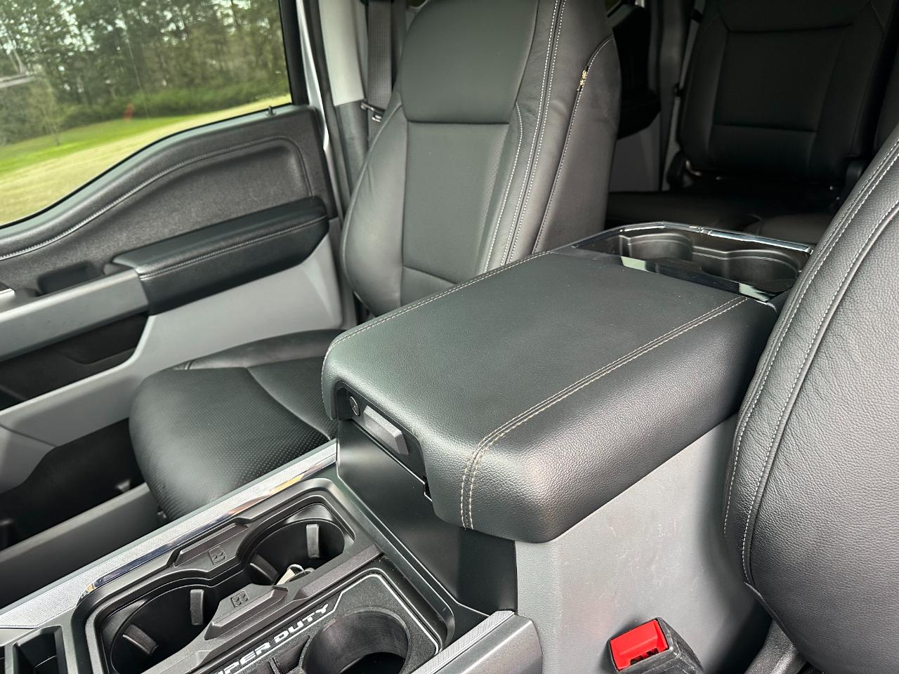 Ford Super Duty F-250 SRW XLT 4WD Crew Cab 6.75' Box 2023