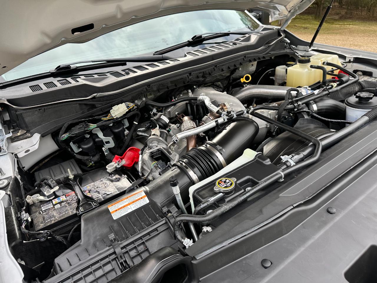 Ford Super Duty F-250 SRW XLT 4WD Crew Cab 6.75' Box 2023