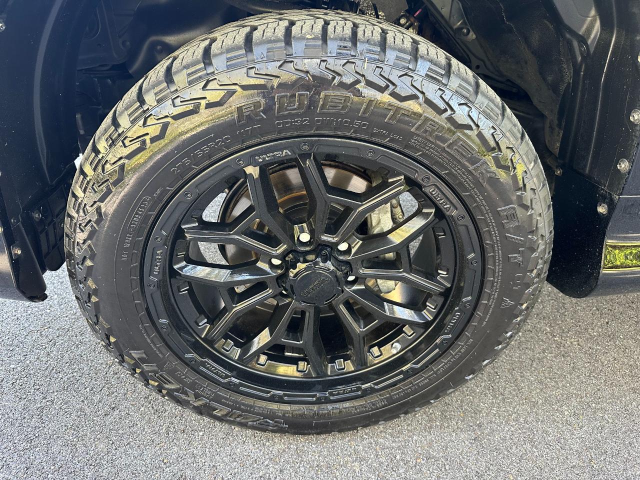 Lexus GX 460 4WD 4dr Premium 2021